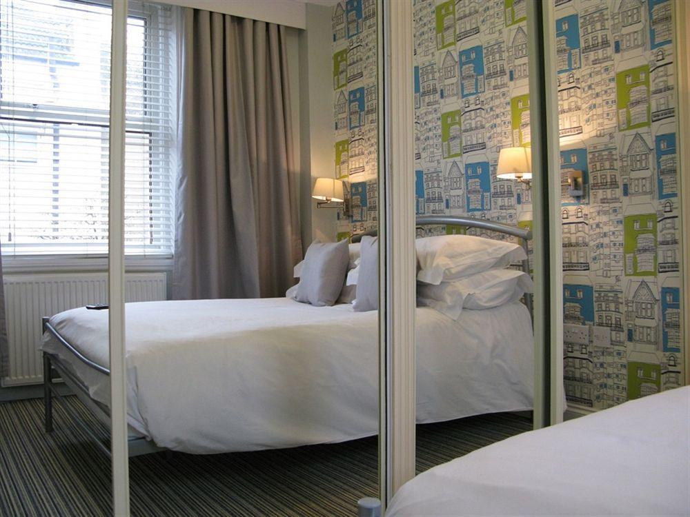 Oyo Lifestyle Hotel Sea Breeze Hove Extérieur photo