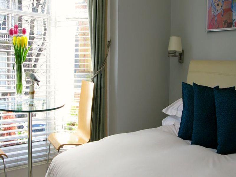 Oyo Lifestyle Hotel Sea Breeze Hove Extérieur photo
