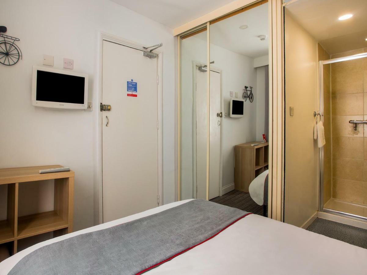 Oyo Lifestyle Hotel Sea Breeze Hove Extérieur photo